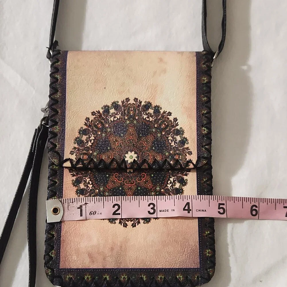 N/A women mandala